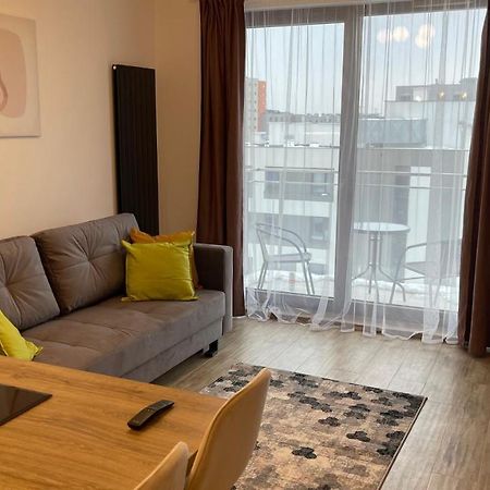 2-Room In New House, Wola Warsawa Bagian luar foto