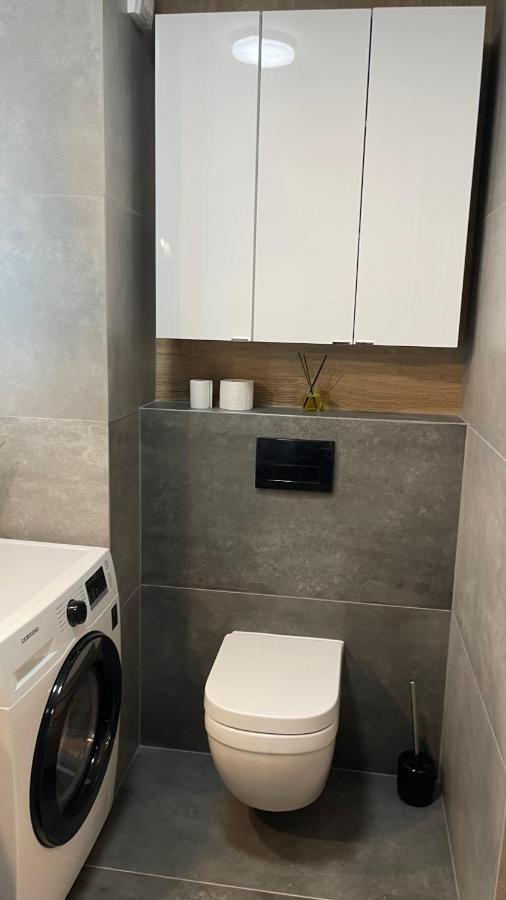 2-Room In New House, Wola Warsawa Bagian luar foto